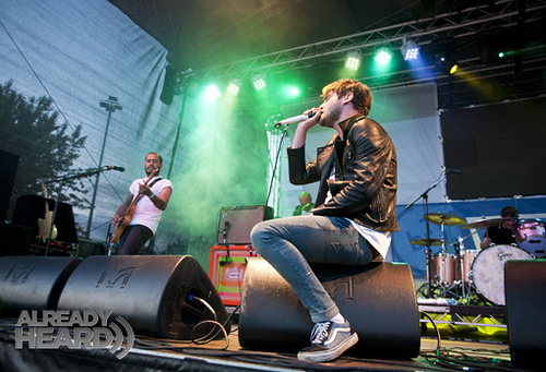 Kids In Glass Houses
