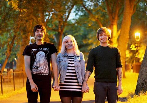 Doe Announce Compilation LP and Split with Taxa Bangers Post