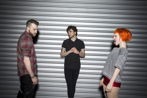 Paramore Suffer Power Failure at Reading Festival Paramore Post