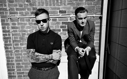 Slaves Release New Music Video for 'Hey' Hey Post