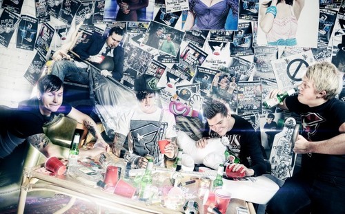 Future Idiots Stream New Song 'Stranglehold' Future Idiots Post