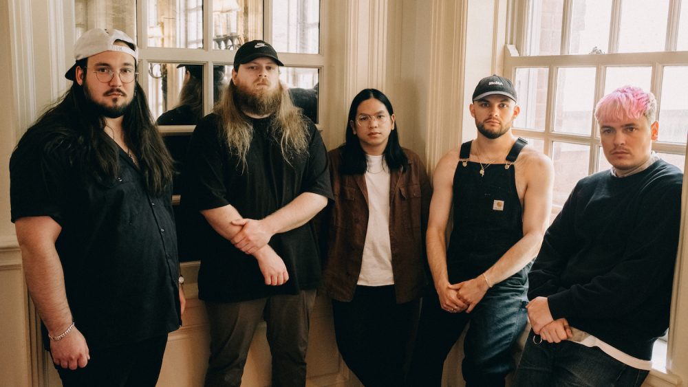 Knocked Loose / Perri Leigh