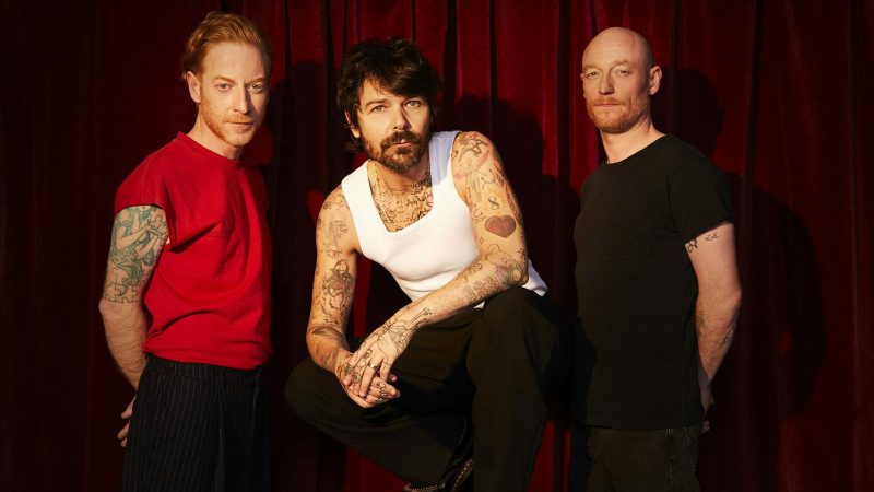 2025 promotional photo of the band Biffy Clyro photographed by Eva-Pente.