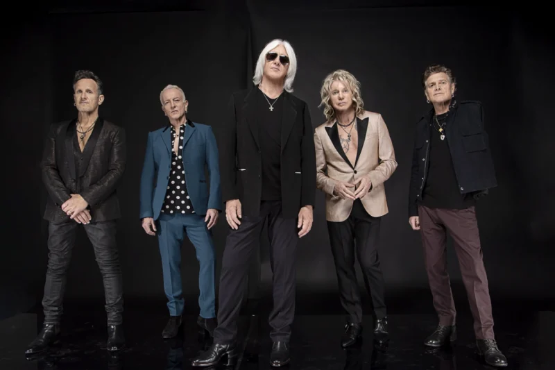 Def Leppard Photo Credit: Ross Halfin